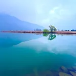 Dascio Lake Garden Serenity