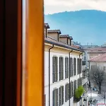 Apartment Piazza Roma By Quokka 360 - Inside The Historic Walls Of Como City