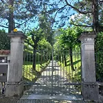 Giardino Sul Lago