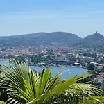 Portatorre Suite, A Charming Apartment In The Heart Of Como, Free Private Parking, Air Conditioning & More!