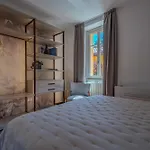 Greenlake Como Apt & Parking