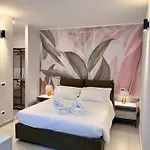 Manu Como Lake Apartment