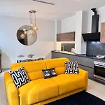 Manu Como Lake Apartment