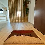 Ama Homes - Garden Lakeview