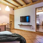 Casa “La Contrada”