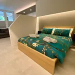 New Residenza Le Essenze - I 7 Laghi