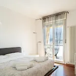 Large Well-Equipped Appartement Near Como Lake