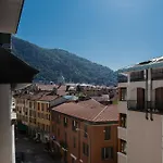 Central & Modern Apartment By Rent All Como