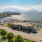 Lago Dorato Marina Lodge - Lakefront