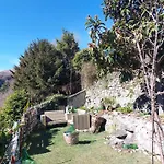 Rustico Lago Di Como B&B