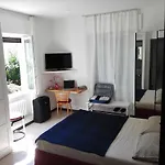 B&B Rosa Blu