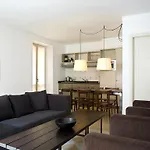 Nenè-Il Vicolo Apartments&Rooms