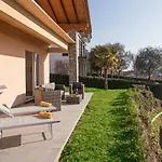 Ossuccio Grande C Home With Pool Sleeps 12 By Italian Apartments