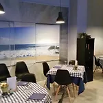 Gira Guest House