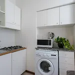 Love & Smile Apartment By Rent All Como