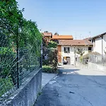 Como Colorful Apartment