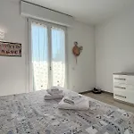 Zazzi House