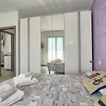 Zazzi House