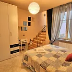 Logicasa Apartment Tower Gate
