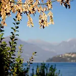 Lakefront Villa Del Pierangelo