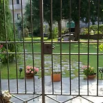 All\'Ombra Dei Tassi
