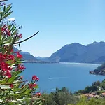 Alba E Tramonto Appartamenti Vista Lago