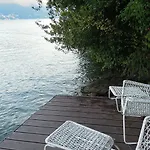 Charming House With Private Dock On Lake Como
