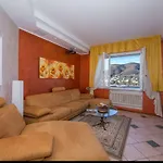 Lo Specchio Sul Lago - The House Of Travelers