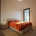 Camillo Apartment