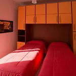 Pinky House