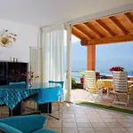Casa Turchese Con Fantastica Vista