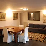 Apartment With Private Pool And Garden At Como Hills