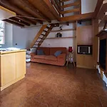 Queen\'S Loft