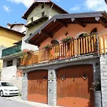 Chalet Con Piscina