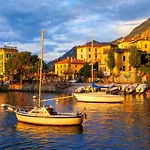 Da Mara Lago Di Como