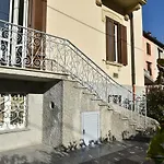 Lora Como Apartment, Free Private Parking