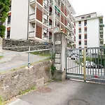 Como Lake Vintage Apartment