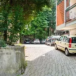 Como Lake Vintage Apartment