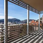 Como Luxury Lake View & Spa