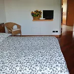 B&B Sari