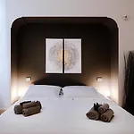 La Finestra Sul Duomo - The House Of Travelers
