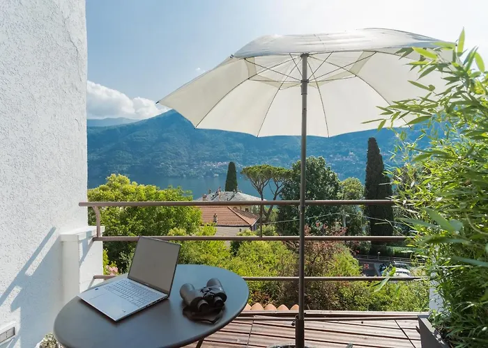 P Terrace - Lake View By Rent All Como