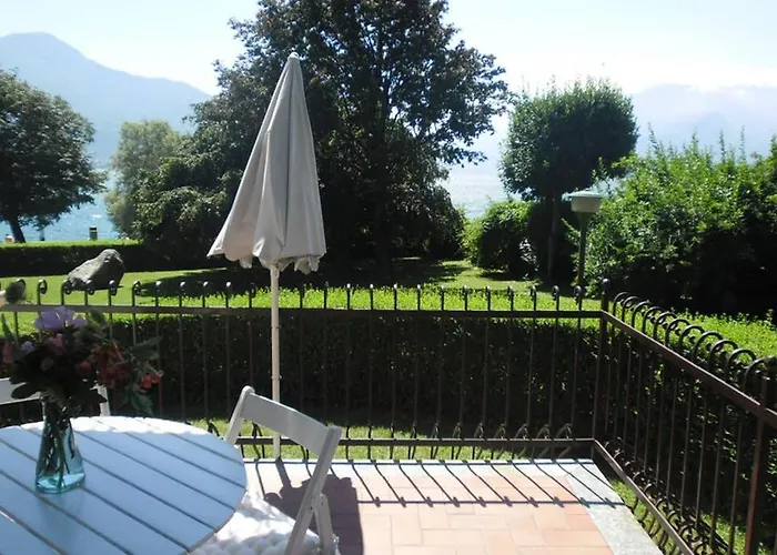 Favoloso Appartamento Fronte Lago, Gera Lario
