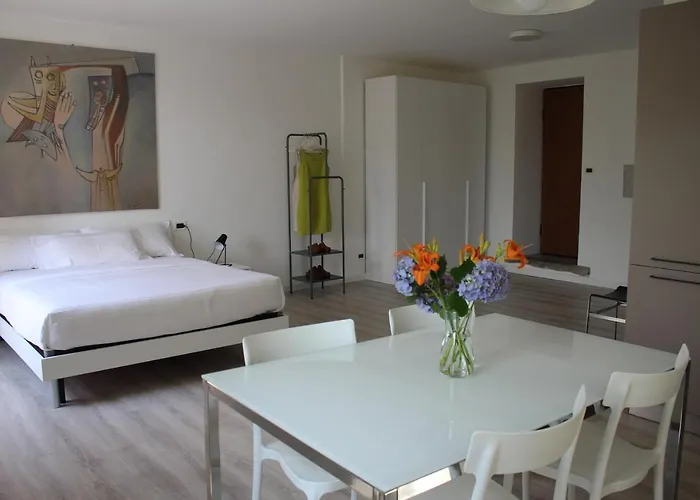Le Campane Studio Apartment
