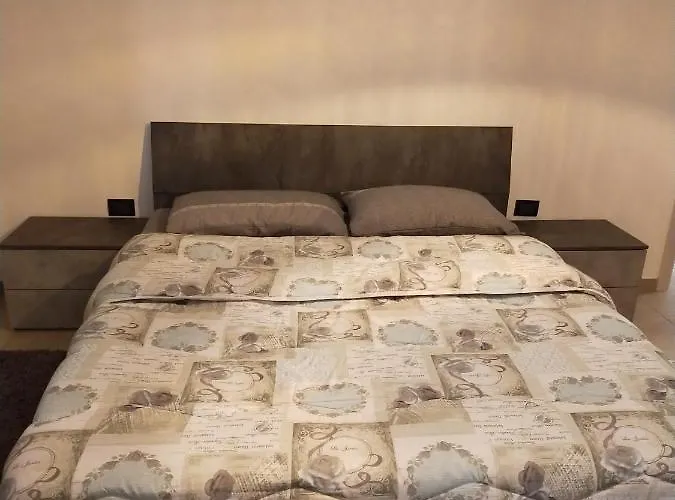 Lecco Center Rooms