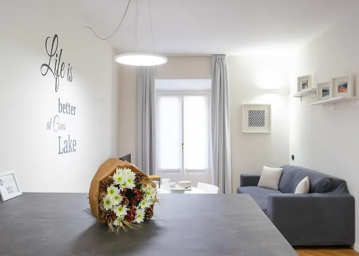 White Flat In Como City Center By Rent All Como
