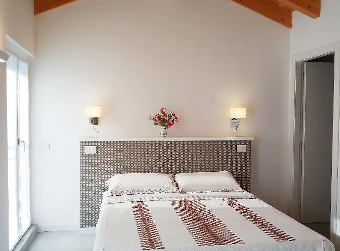 Sweet Homes