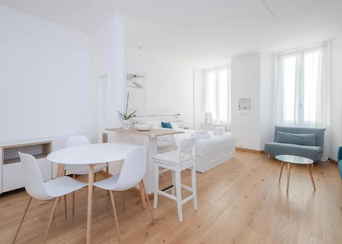 Suite 77 In Centro Citta By Holiday Solutions