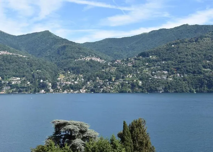 La Resilienza, apartment with view, Carate Urio