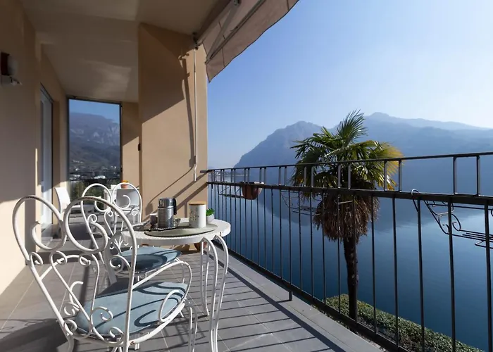 Mamma Ciccia Holiday Home - Waterfront Apartment